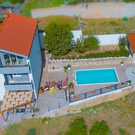 Hill Apartment With Private Pool Kučine Kültér fotó