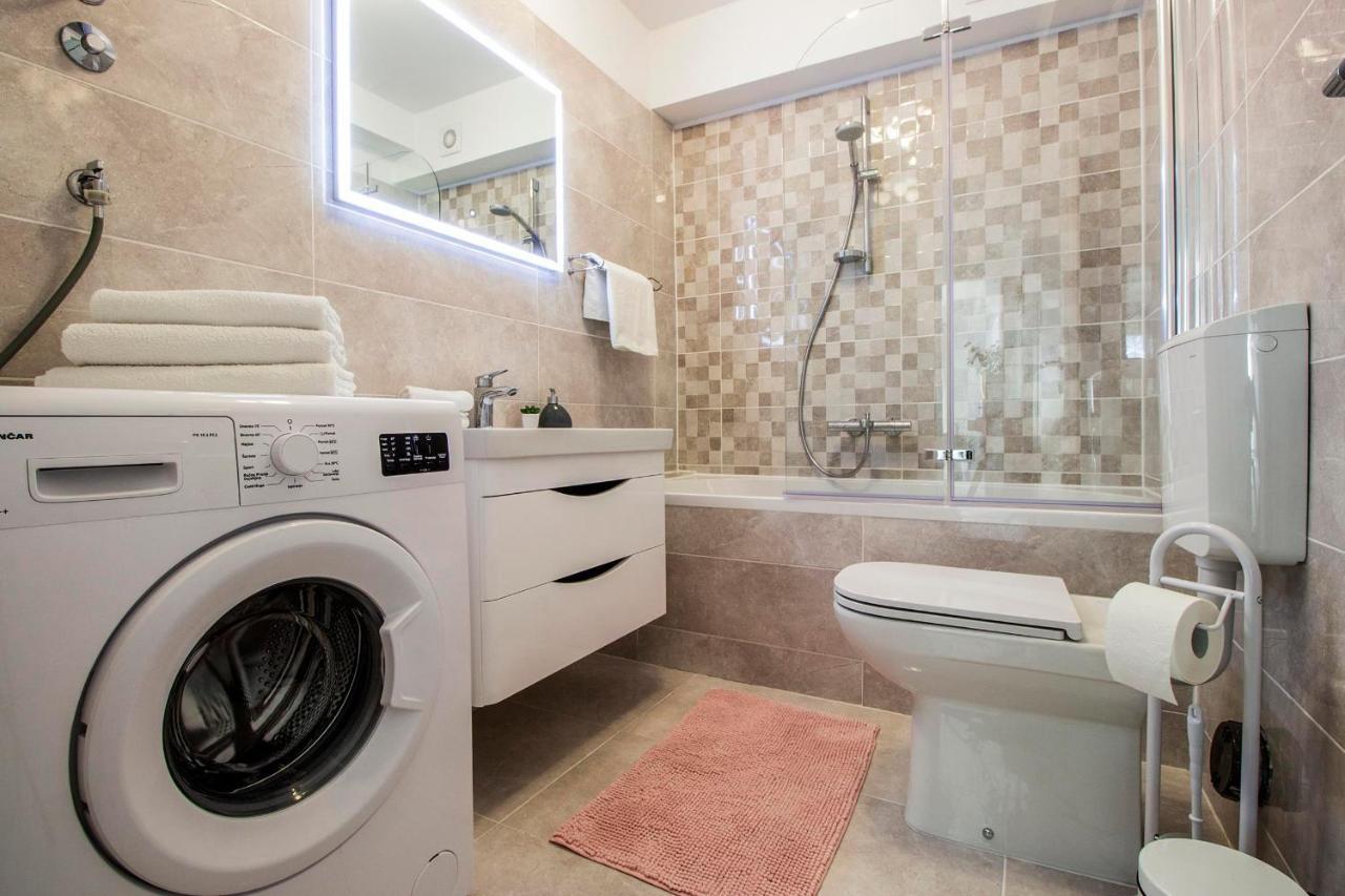 Hill Apartment With Private Pool Kučine Kültér fotó